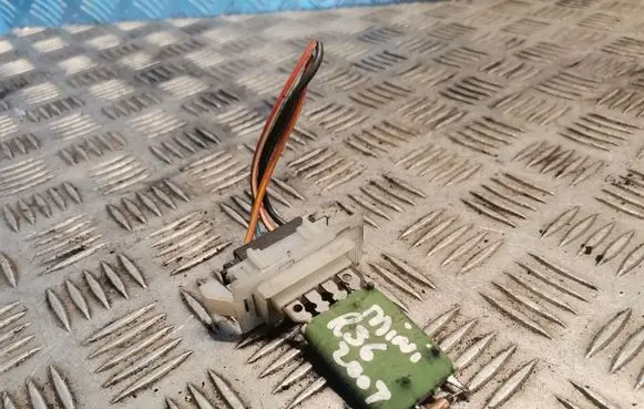 Mini One - Cooper Coupe R56 Heater blower motor/fan resistor