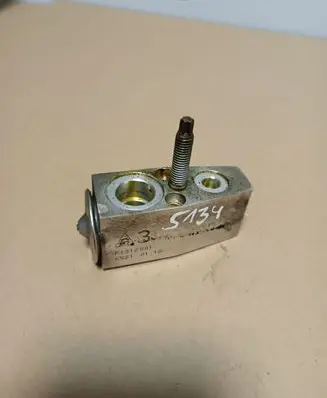 Chrysler Grand Voyager V Air conditioning (A/C) expansion valve P1312001 K521