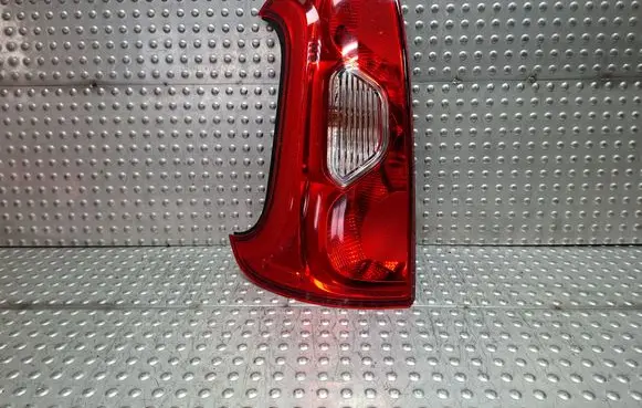Rear/tail lights