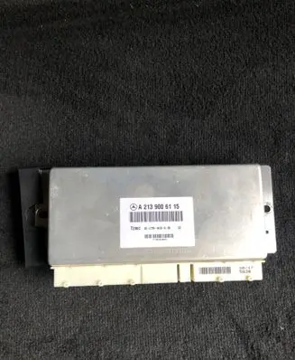 Mercedes-Benz E W213 Air suspension control unit module (rear) A2139006115 A2C7394610500