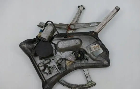 BMW 7 E32 Front door window regulator with motor 0130821241