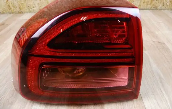 Rear/tail lights