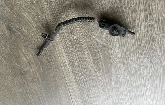 Honda CR-V Oil temperature sensor WADAS