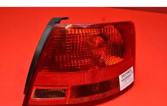Audi A4 S4 B7 8E 8H Rear/tail lights 8E9945096E
