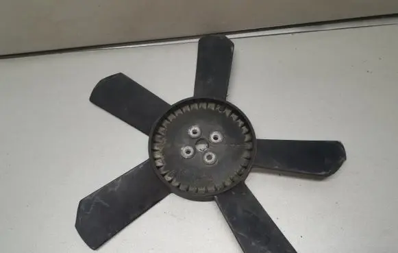 Mercedes-Benz W123 Fan impeller 51060502 01152050406