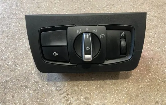 BMW M4 F82 F83 Light switch 6847508