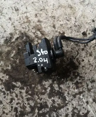 Volvo S40 Valve vacuum 9660693180