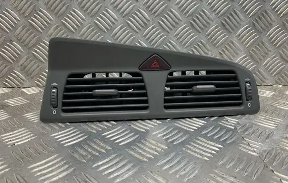 Volvo V70 Dash center air vent grill 3409374