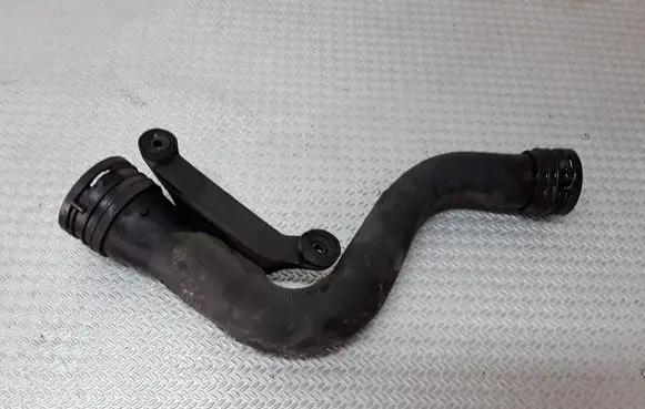 Air intake hose/pipe