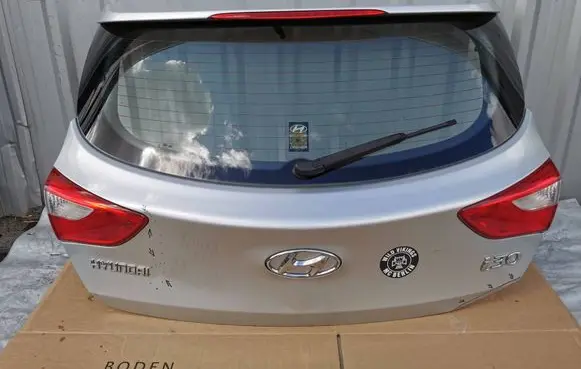 Hyundai i30 Tailgate/trunk/boot lid KLAPA-I30-II-2011
