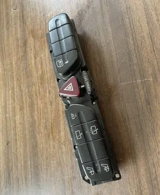 Mercedes-Benz C W203 A set of switches 2038218658