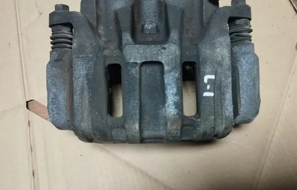 Acura RDX I Front brake caliper