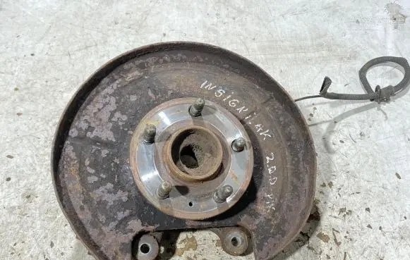 Opel Insignia A Rear wheel hub spindle/knuckle 