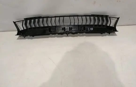 Volvo EX30 Rear bumper mounting bracket 80001827