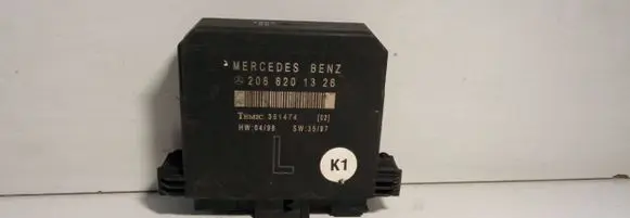 Mercedes-Benz C W203 Door control unit/module 2088201326