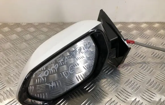Toyota Prius (XW50) Front door electric wing mirror E4044690