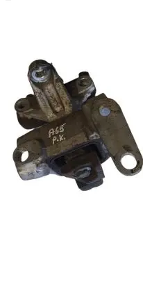 Honda CR-V Engine mount bracket NOCODE