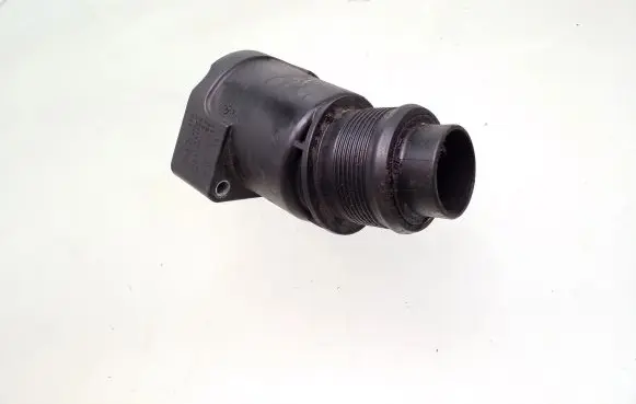 Coolant pipe/hose