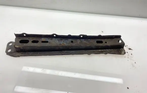 Toyota Auris 150 Other front suspension part 