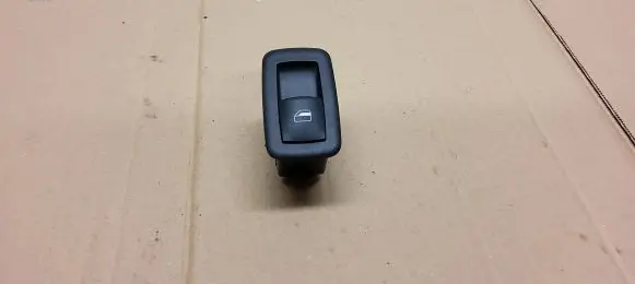Jeep Grand Cherokee Electric window control switch 68030832AB 10011147 026210D