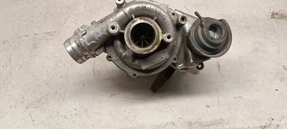 Renault Captur Turbo 8013740004 144119263R UBJ09701R