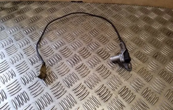 Audi A6 S6 C4 4A Crankshaft position sensor 078905381A 078905389C
