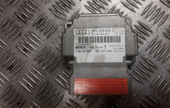 Audi A3 S3 8P Airbag control unit/module 8P0959655C 0285001666