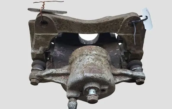 Toyota Corolla Verso AR10 Front brake caliper