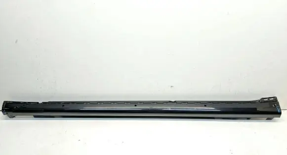 BMW 7 G70 Sill 51779464149