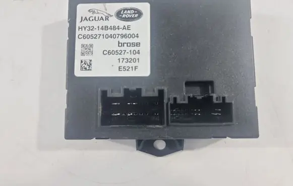 Land Rover Discovery 5 Tailgate/trunk control unit/module HY3214B484AE C60527104