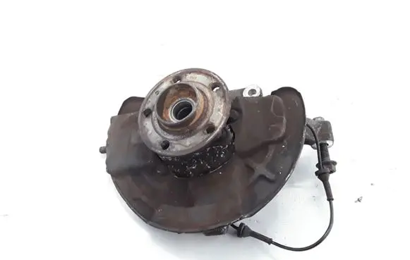 Volvo XC70 Front wheel hub 9461943