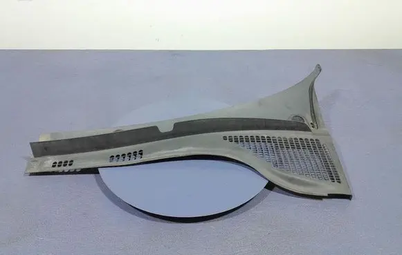Skoda Fabia Mk3 (NJ) Wiper trim 6V1819415