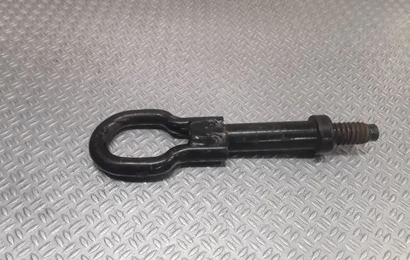 Ford C-MAX I Towing hook eye 