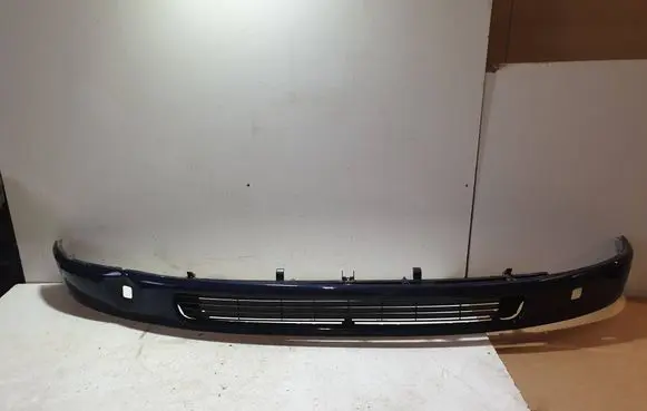 Volkswagen Transporter - Caravelle T5 Front bumper upper radiator grill 7D0853654