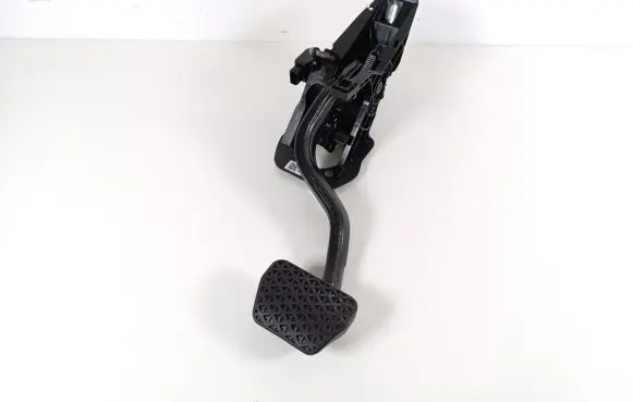 BMW X3 G01 Brake pedal 686648509