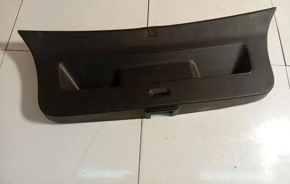 Volkswagen Cross Polo Other trunk/boot trim element 6R6867601A