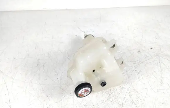 Toyota Hilux (AN120, AN130) Coolant expansion tank/reservoir