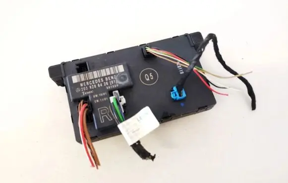 Mercedes-Benz C W203 Door control unit/module 2038206426