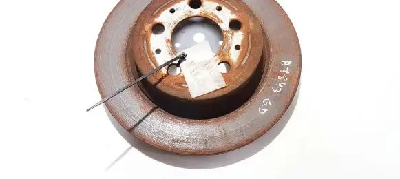 Volvo S60 Rear brake disc neventiliuojamas