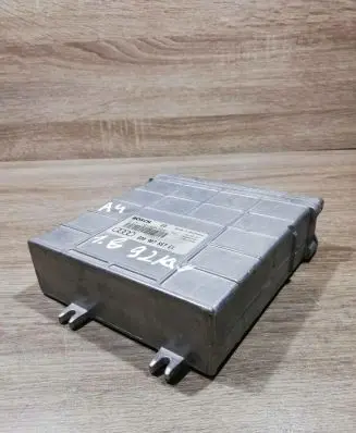 Audi A4 S4 B5 8D Engine control unit/module ECU 8d0907557cx 0261203938 0261203939