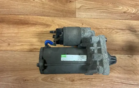 Peugeot 308 Starter motor 9662854180 2E26