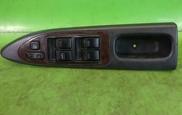 Toyota Avensis T220 Electric window control switch