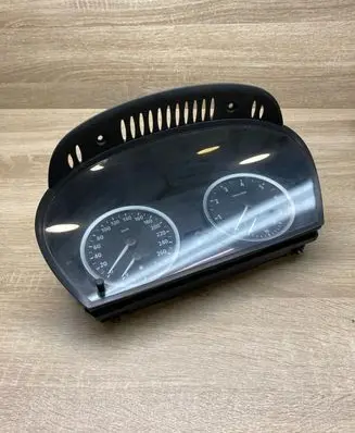 BMW 5 E60 E61 Speedometer (instrument cluster) 6974568 6952897