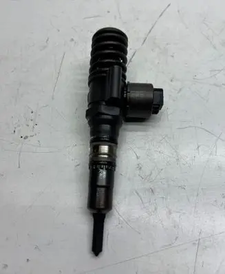 Mitsubishi Grandis Fuel injector 03G130073G
