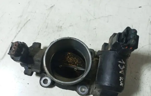 Toyota Avensis T250 Throttle valve
