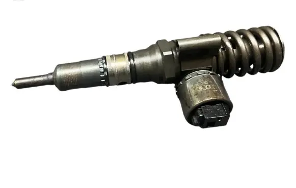Audi A4 S4 B7 8E 8H Fuel injector 0414720404 03G130073G