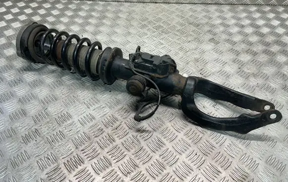 BMW 5 F10 F11 Front shock absorber/damper 6852930