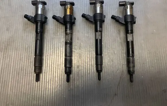 Mitsubishi Outlander Fuel injector 1465A323 06R13989 1485A525