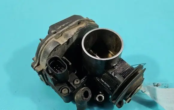 Volkswagen Polo III 6N 6N2 6NF Throttle body valve 030133064F IMPRK1566959