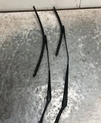 Audi Q5 SQ5 Front wiper blade arm 8R1955408B-BILI 8R1955408B 8R1955407B